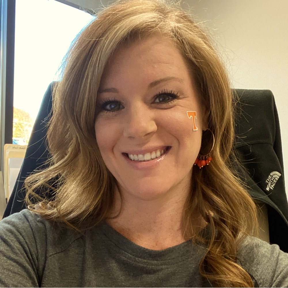 Meet your Posher, Shana